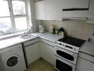 KITCHEN: