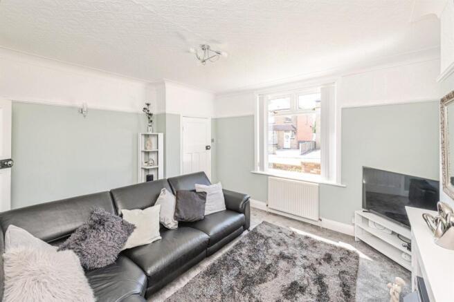 2 bed Semi-Detached for sale Image 5