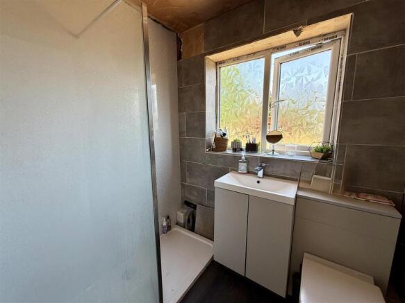 3 bed Semi-Detached for sale Image 5
