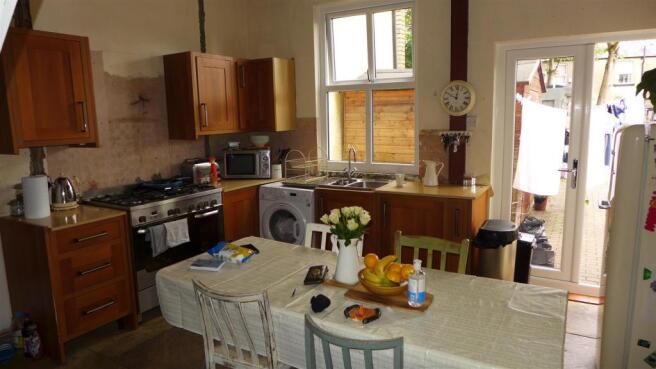 Fitted Kitchen
