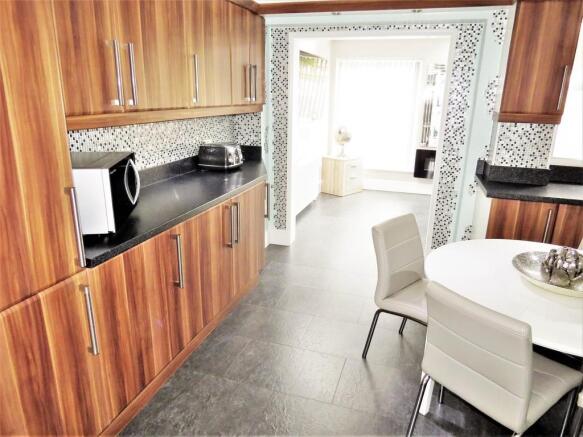 Kitchen dining ro...