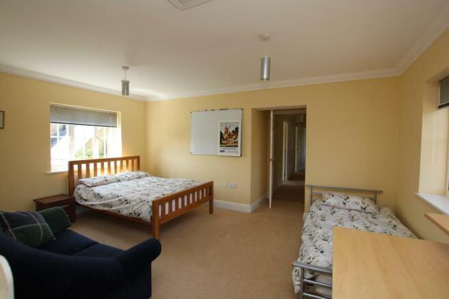 bed4.JPG