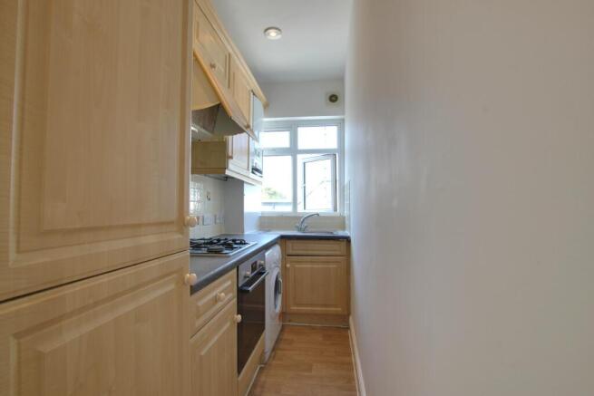 3 kitchen.jpg