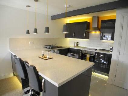 Heckingham Park Drive, Hales