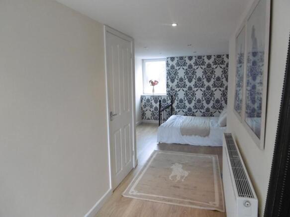 Bedroom 1 (FRONT)