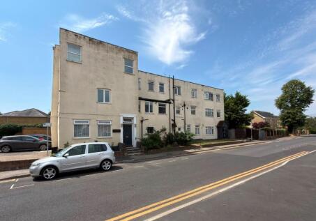 7 Marley Croft, Moor Lane, Staines-upon-Thames, Middlesex, TW18 4YW