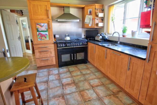 Kitchen 1