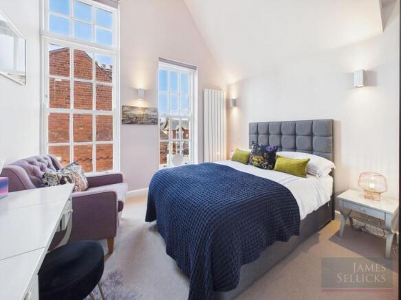 Main Bedroom