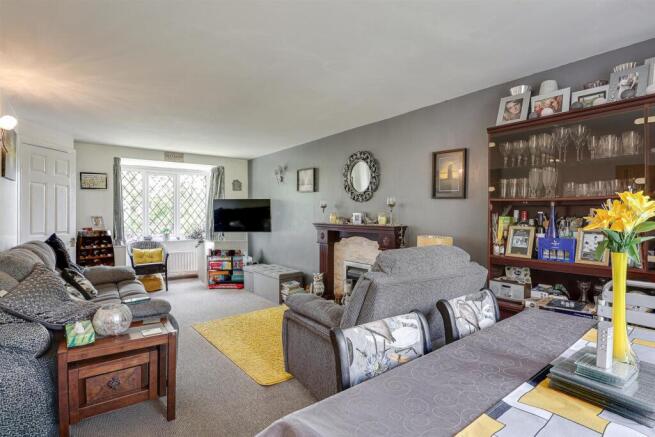 3 bed Detached for sale Image 5