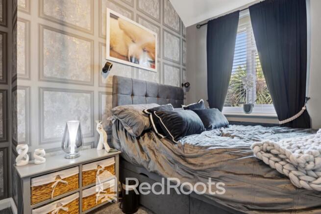 3 bed Semi-Detached for sale Image 9