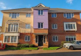 1a, 7 Stanmore House, Coleridge Drive, Eastcote, Ruislip HA4 8GN