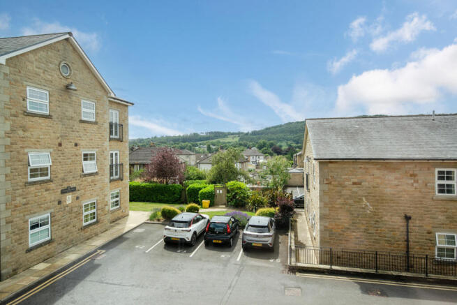 2 bed Apartment for sale Image 12