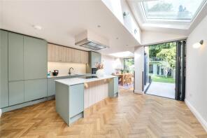121, Lothair Road North, Hornsey, London N4 1ER