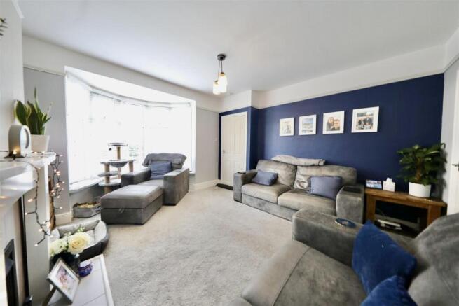 3 bed Terraced for sale Image 7