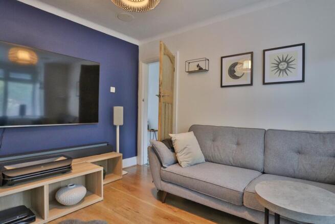 5 bed Semi-Detached for sale Image 12