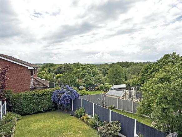 Aldwick Drive, Radbrook, Shrewsbury photo 4