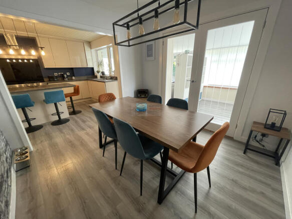Dining room b.JPG