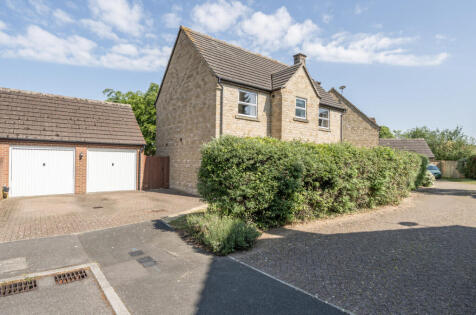 Grange Close, Wanborough, Swindon, SN4