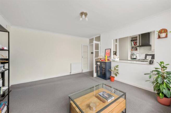 Flat 6, Malclom Lodge,-5.jpg