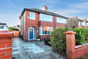 30, Christleton Avenue, Heaton Chapel, Stockport SK4 5EQ