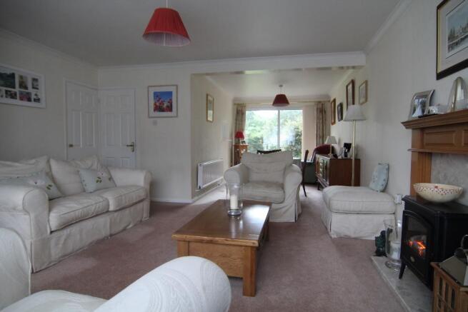 Lounge and dining room