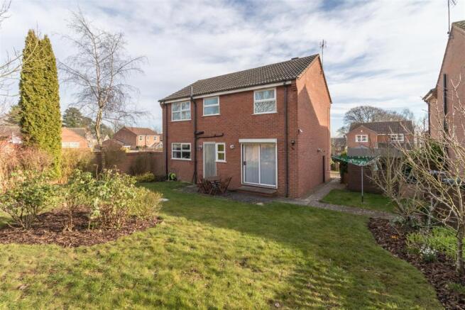 Duncombe Close 2-3.jpg