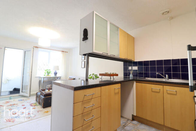 Eagle Drive, London photo 5
