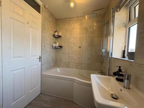 2 bed Terraced for sale Image 6