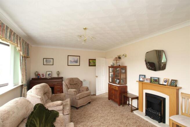 Living Room - b.JPG