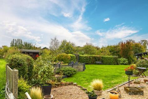 Discreet Listing: The Ultimate Home & Business Opportunity