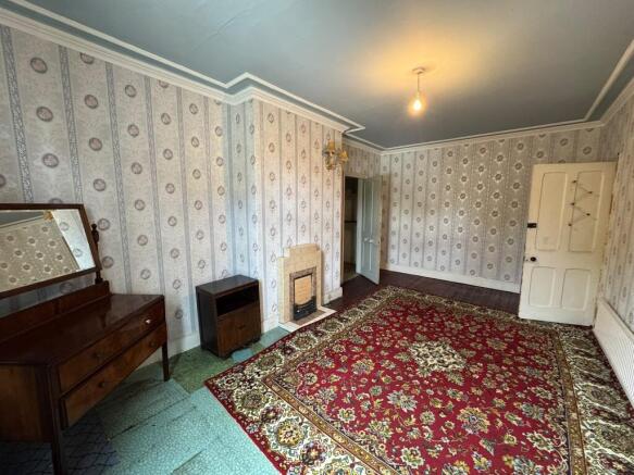 5 bed Terraced for sale Image 12