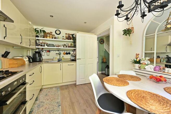 Kitchen/Breakfast Room
