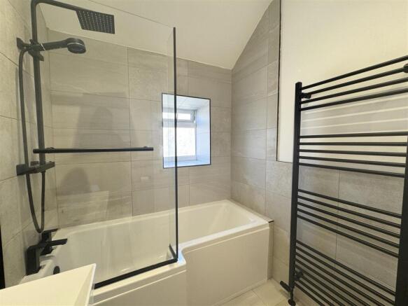 2 bed Terraced for sale Image 12