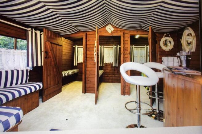 POOL HOUSE.jpg