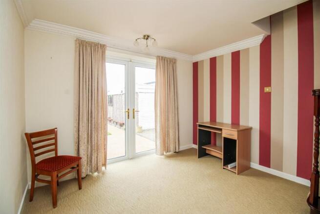 3 bed Semi-Detached Bungalow for sale Image 5