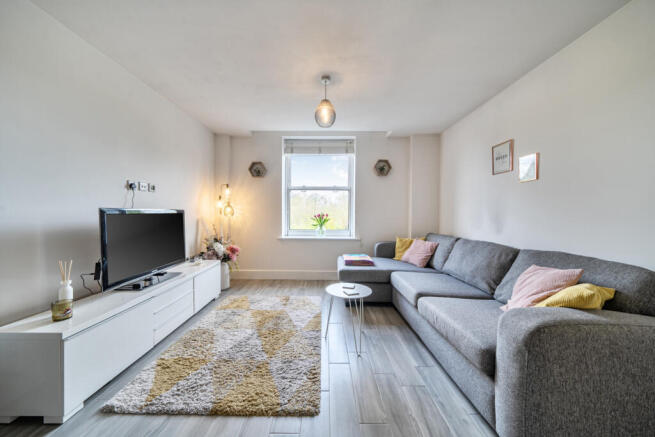 1435223-3-69c3b21...