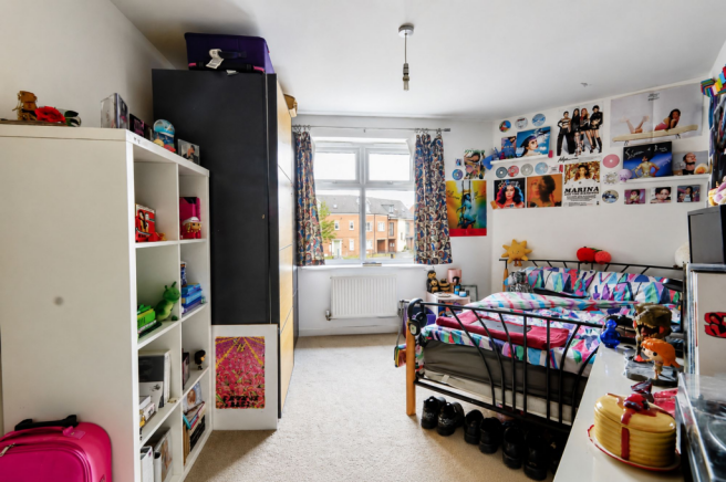 2 bed Flat for sale Image 10