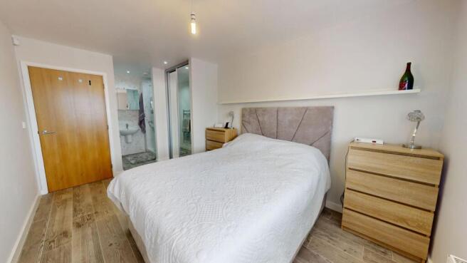 2 bed Apartment for sale Image 6