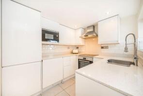 Basement Flat, 21, Finborough Road, London SW10 9DF