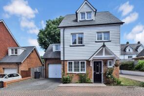 2, Kissick Gardens, Chatham ME5 9FE