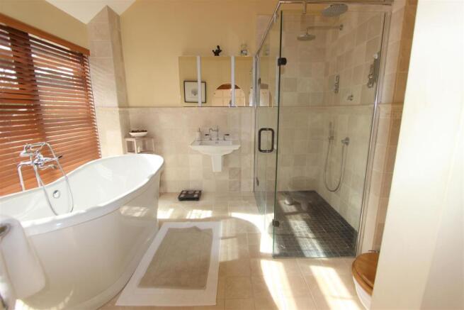 En-suite Bathroom