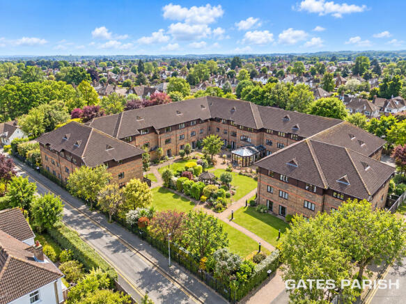 1-bed flat on Huskards, Waldegrave Gardens, Upminster, RM14, £215,000