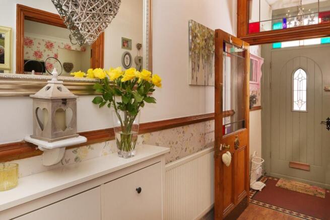Entrance Hall & Porc