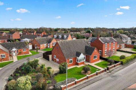 Crispin Close, Lutton, PE12