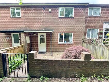 Cameron Close, Tiverton
