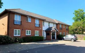 Flat 1, Howard Court, Henry Close, Enfield EN2 9JT