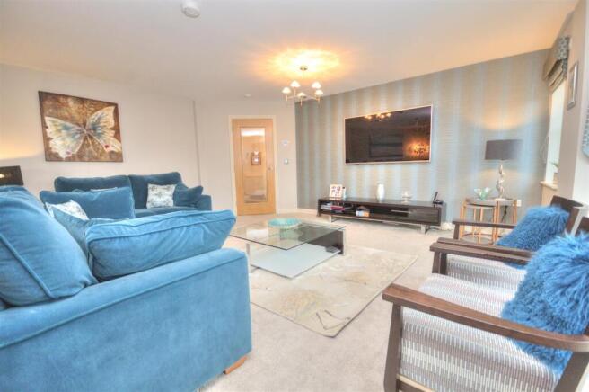 DSC_2250_Smooth 3.jpg