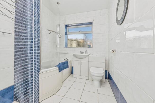 2 bed Semi-Detached for sale Image 6