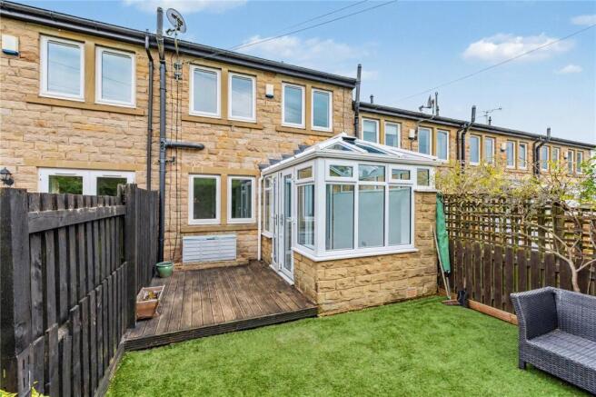 3 bed Terraced for sale Image 4