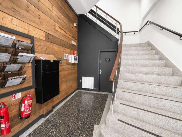 BTH Flat 5 (2).jpg